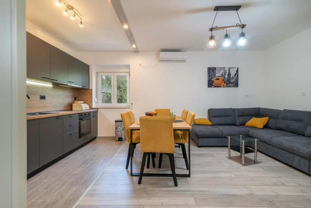 Apartman Galeb Trogir