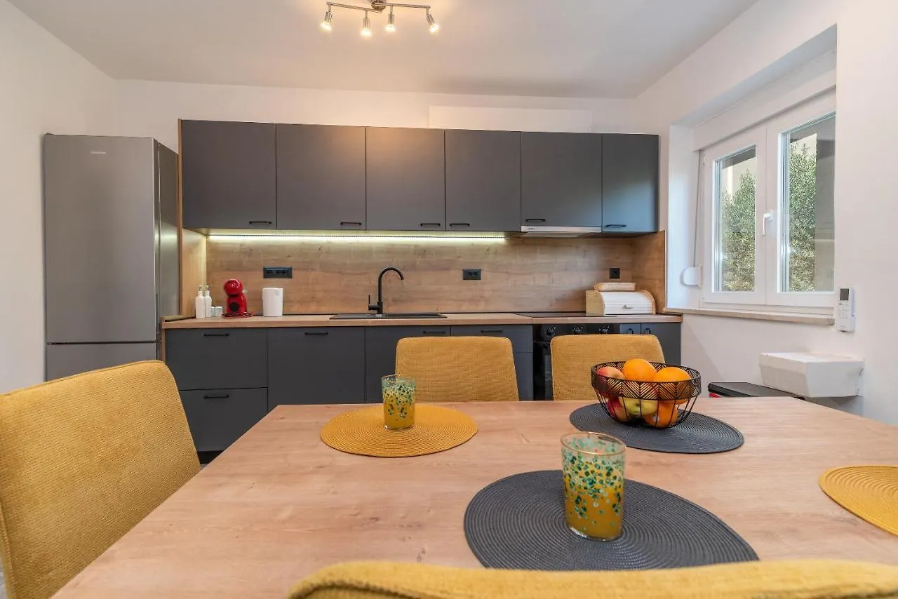 Apartman Galeb Trogir