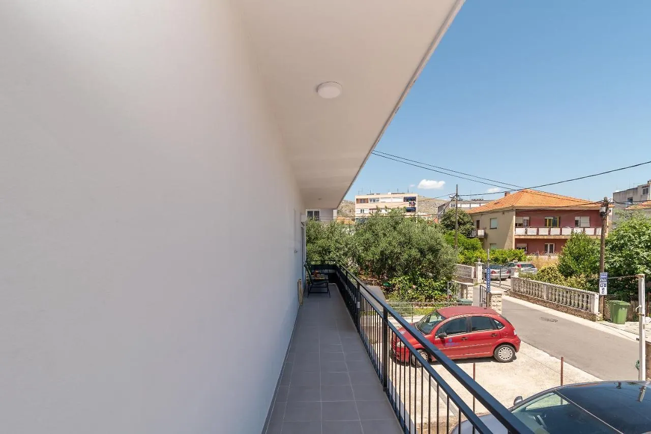 Apartman Galeb Trogir 0*,