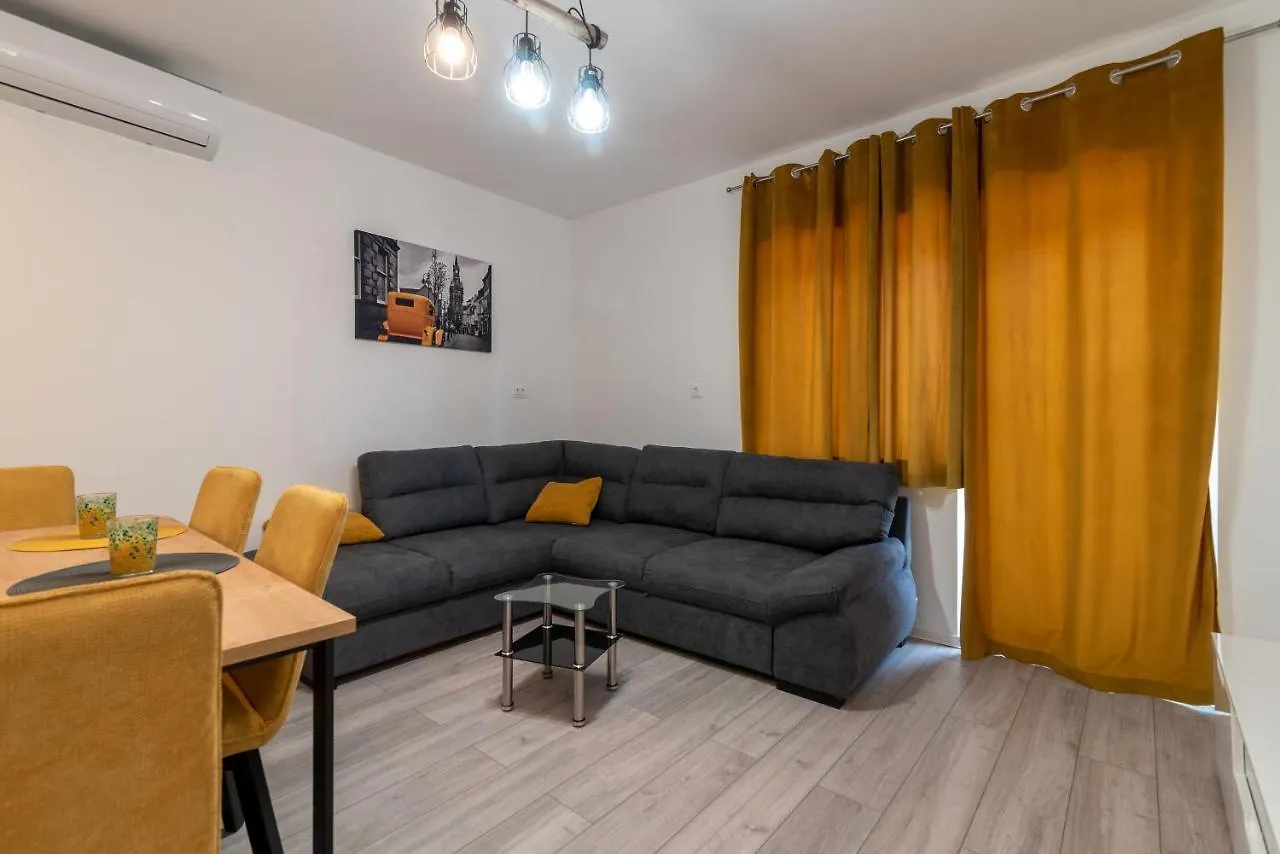 Apartman Galeb Trogir Apartment