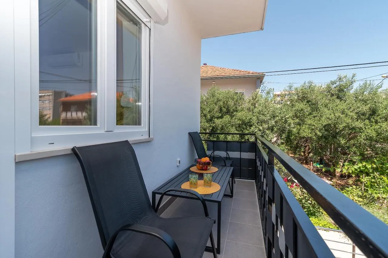 Apartman Galeb Trogir Apartment