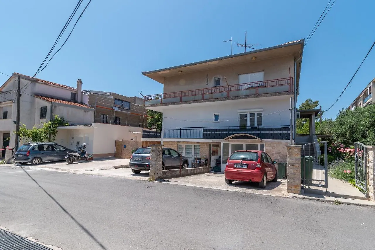 Apartment Apartman Galeb Trogir Croatia