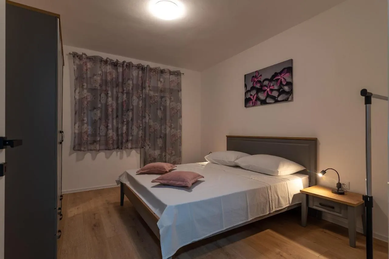Apartman Galeb Trogir