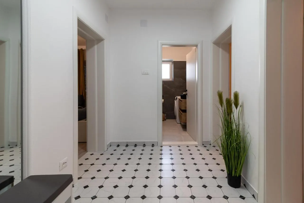 Apartman Galeb Trogir